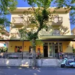 Cannes Ρίμινι
